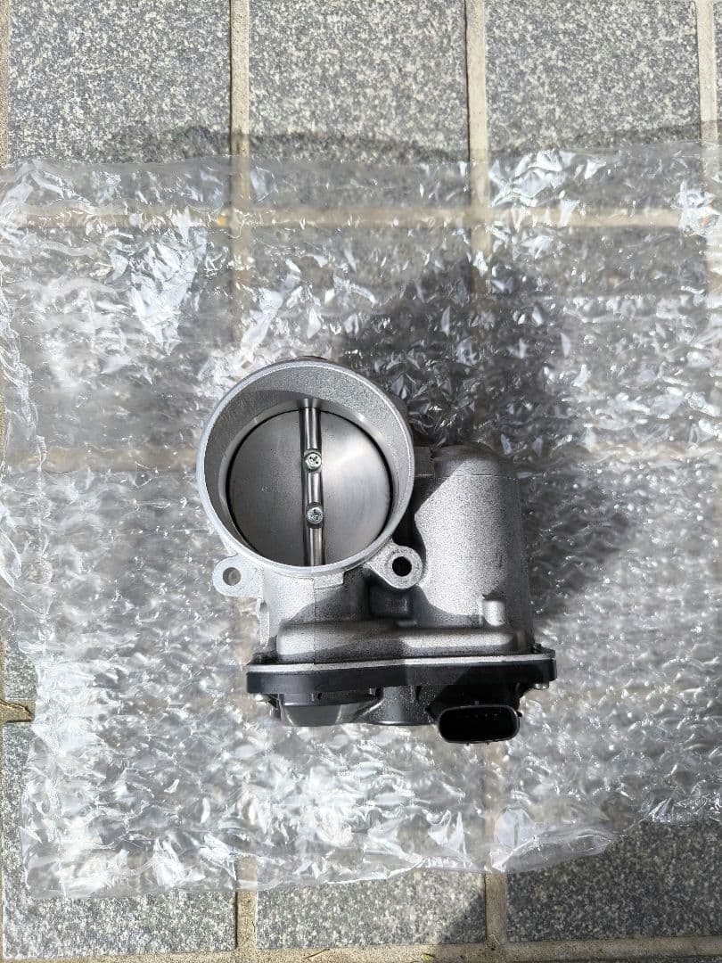 nd型 ロードスターrf 後期 スロットルボディ