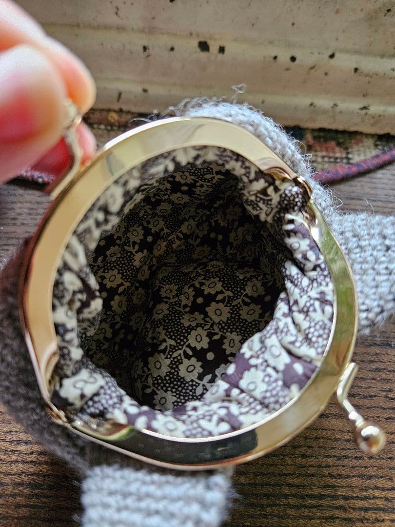 はなまめさま専用　TIMIDE がま口ポーチ　ネコ　エキゾチック　鼻ぺちゃ