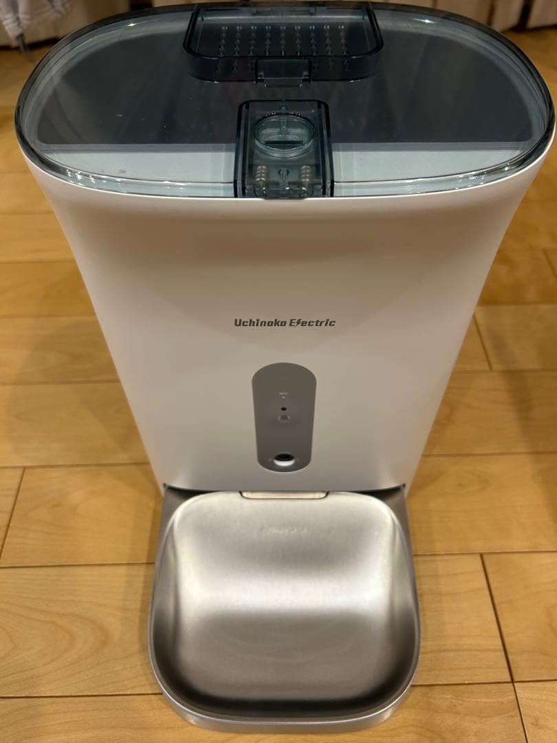 週末限定お値下げ　カリカリマシーン V2C 自動給餌器　猫　 中古美品