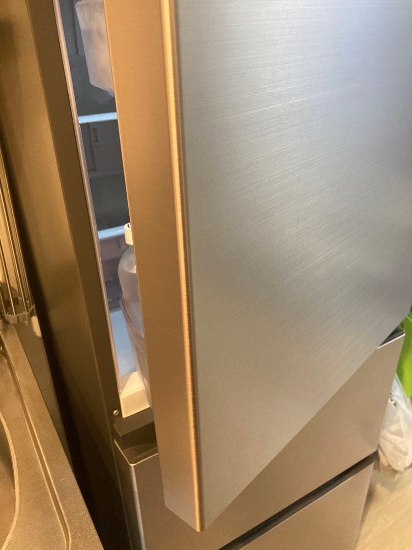 【美品】日立　2022年製　315L右開き　自動製氷機能付き　RV32RV N