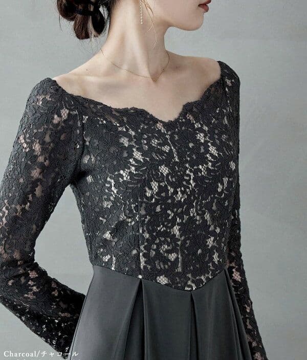 エトル バレエネックスカラップレースドレス