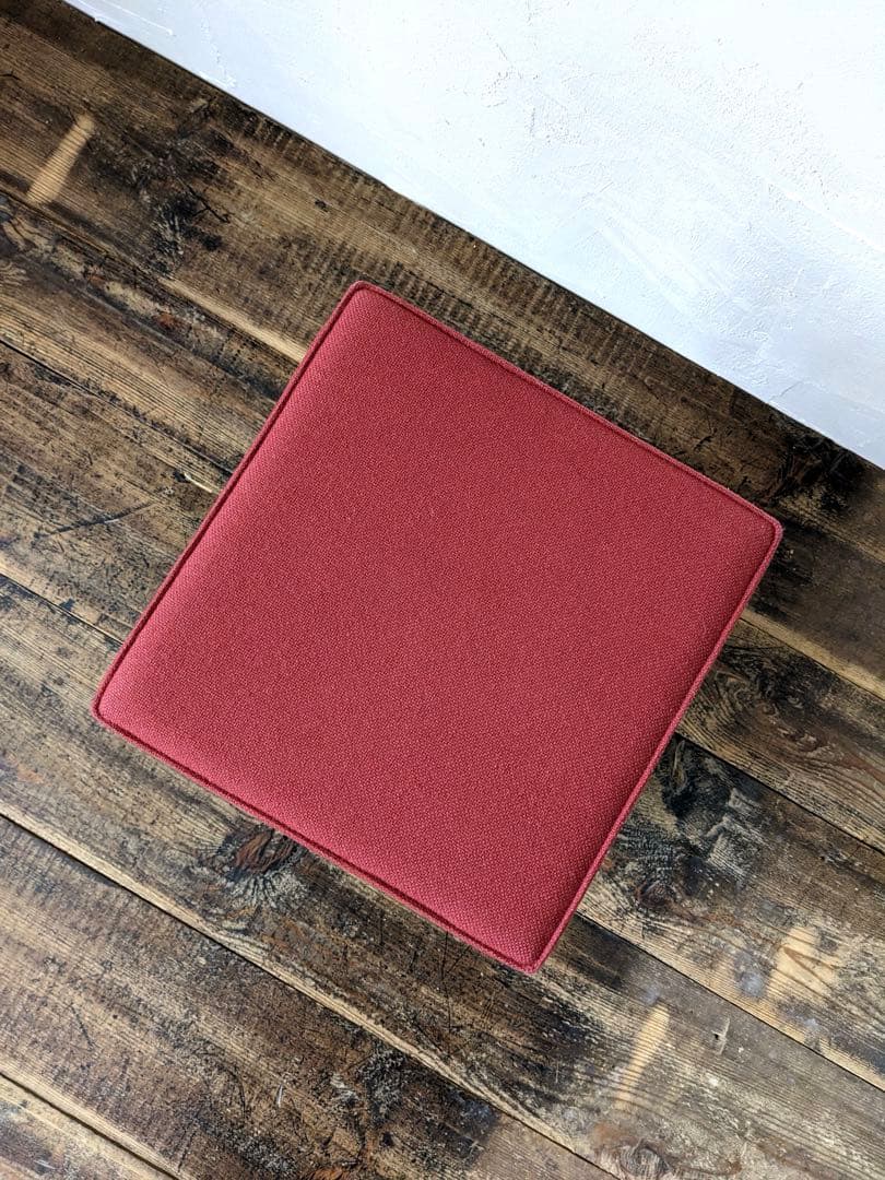 【SALE】キューブ型スツール （赤・レッド）