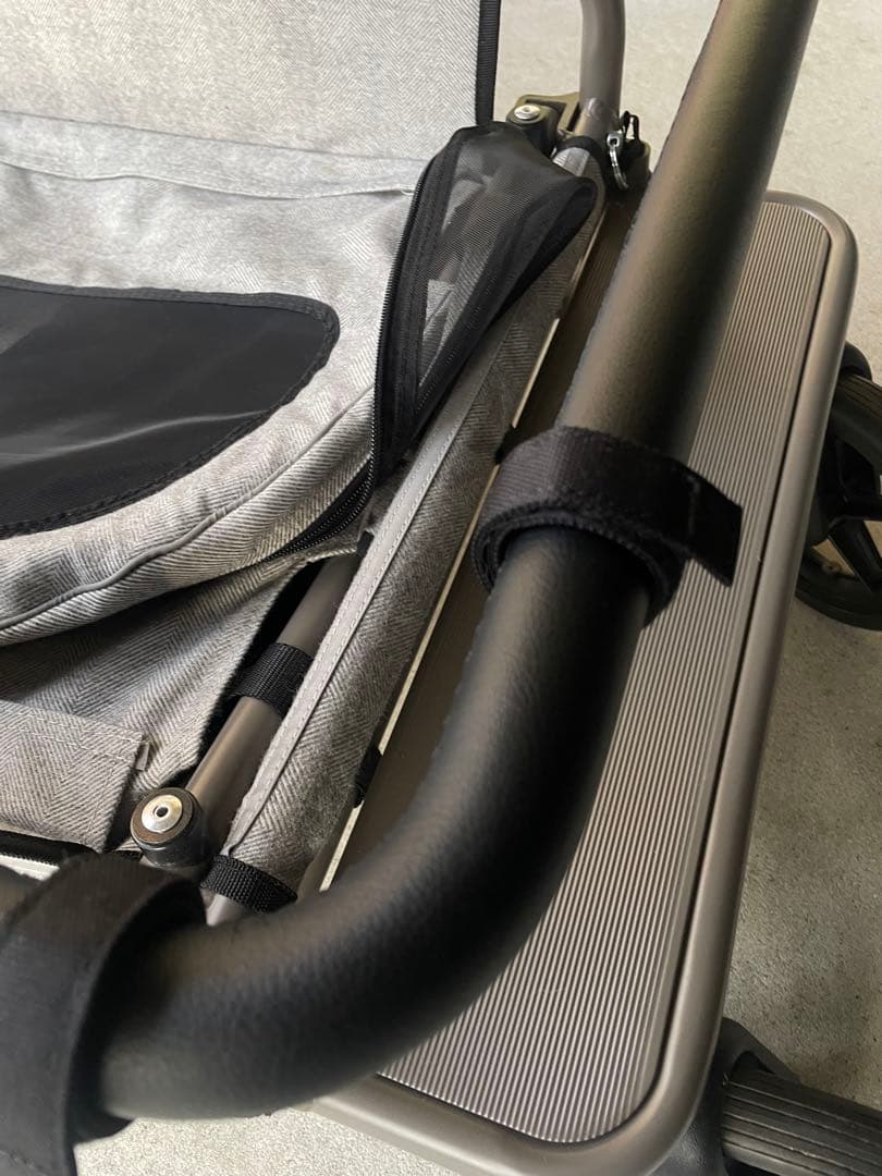 エアーバギーキャリッジ　大人気アースグレイ　美品　期間限定値下げ！