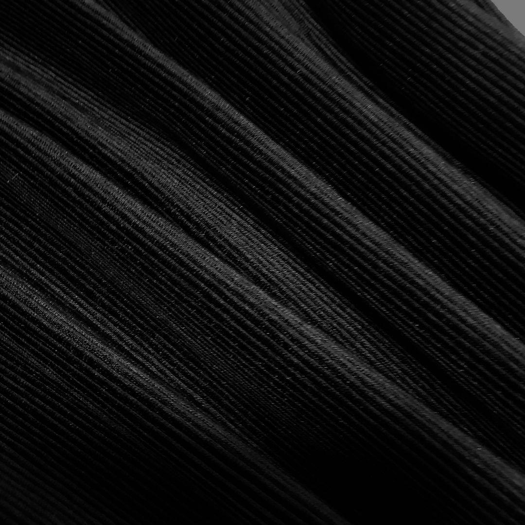 美品近年モデルPLEATS PLEASE アコーディオン　ノースリーブ　ブラック