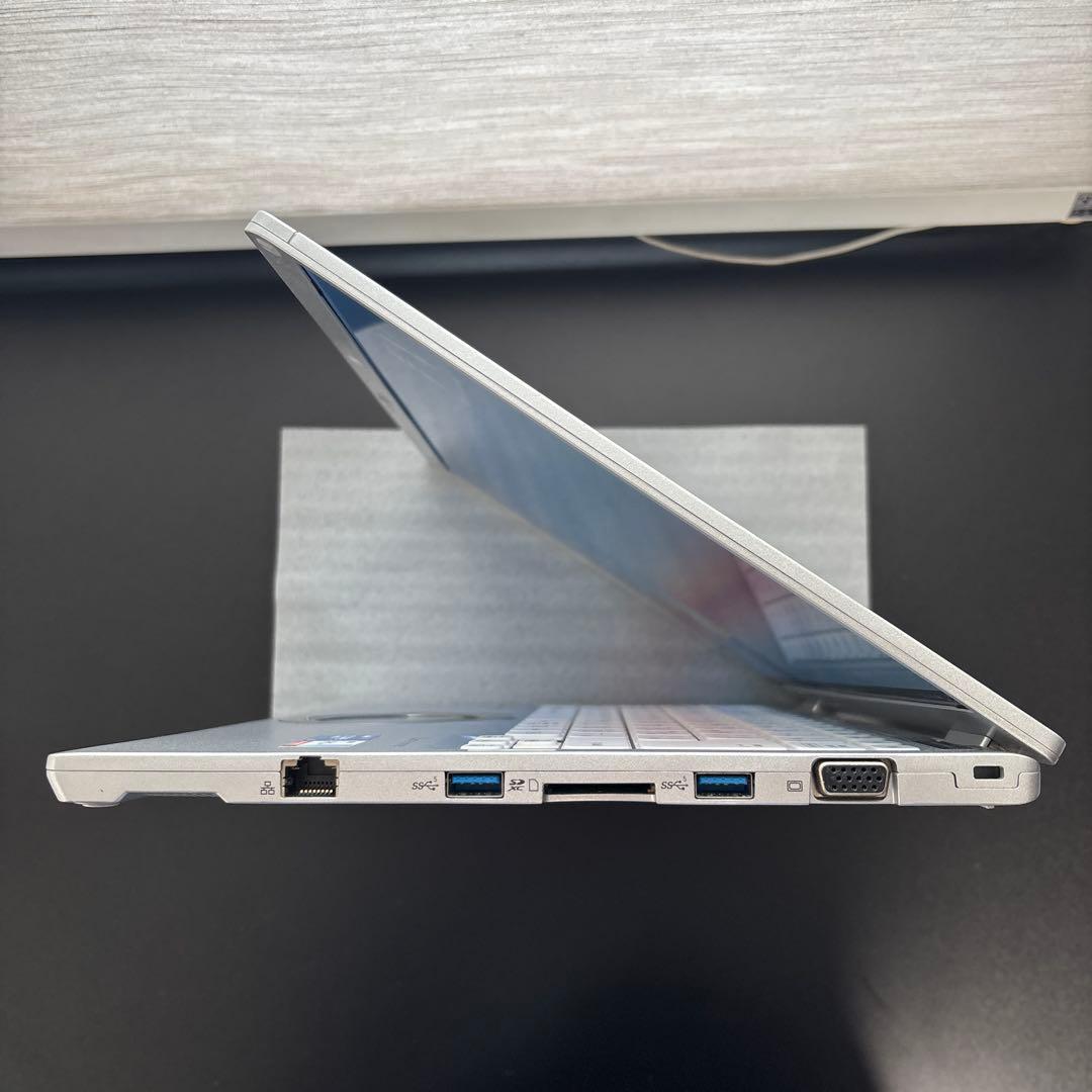 美品レッツノート CF-FV1 Windows11/11世代i5/2K/16GB