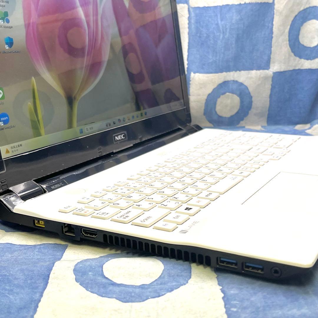 綺麗ブルーレイ！快適SSD☆爽やか白ノートパソコン♪カメラ付！Windows11