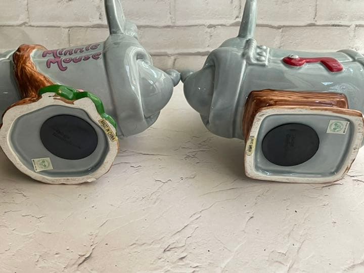 東京ディズニーランド　トゥーンタウン　ミッキー＆ミニーの家　ポスト　貯金箱置物