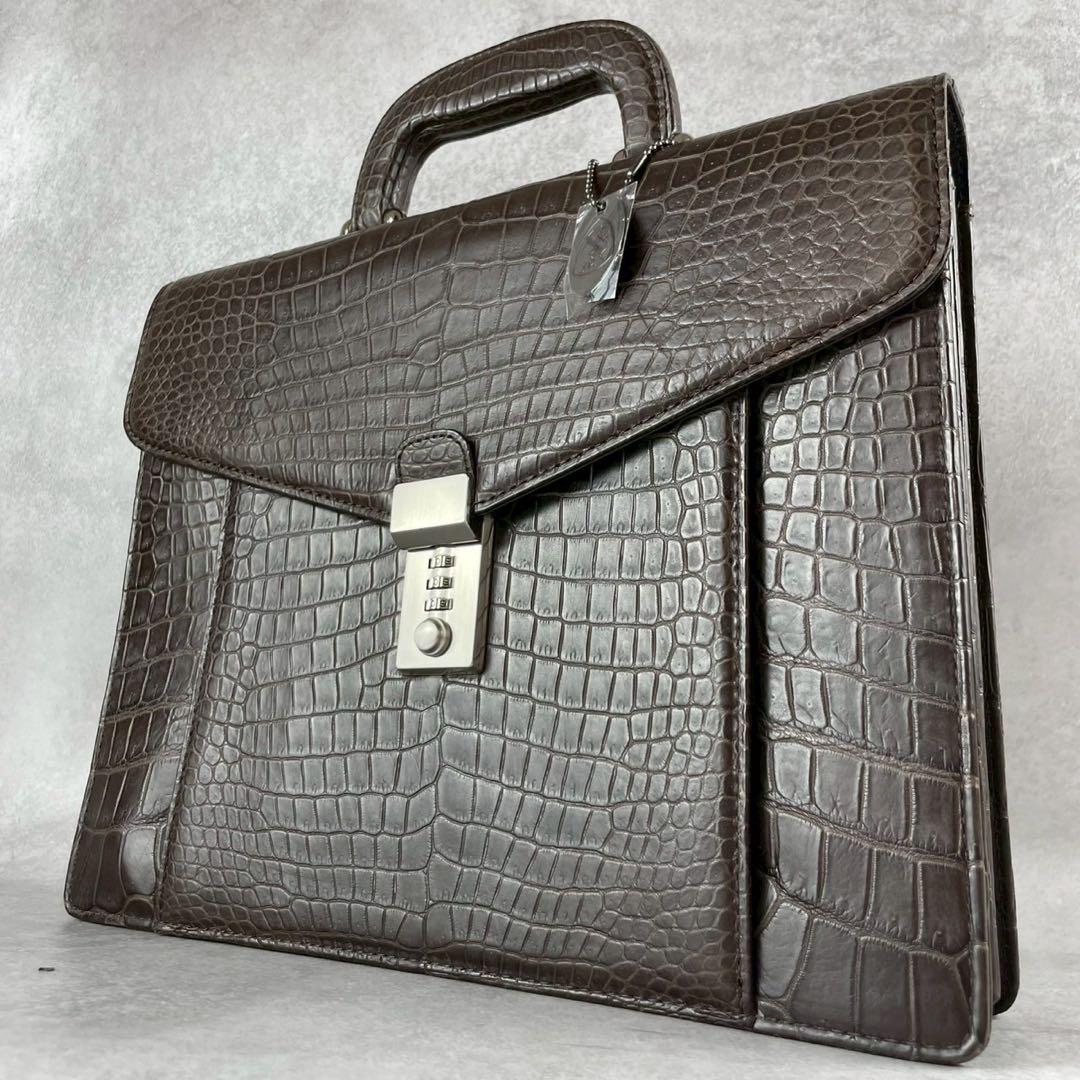 未使用級 クロコダイル ビジネスバッグ 本革 ブラウン系 金具 JRA A4収納