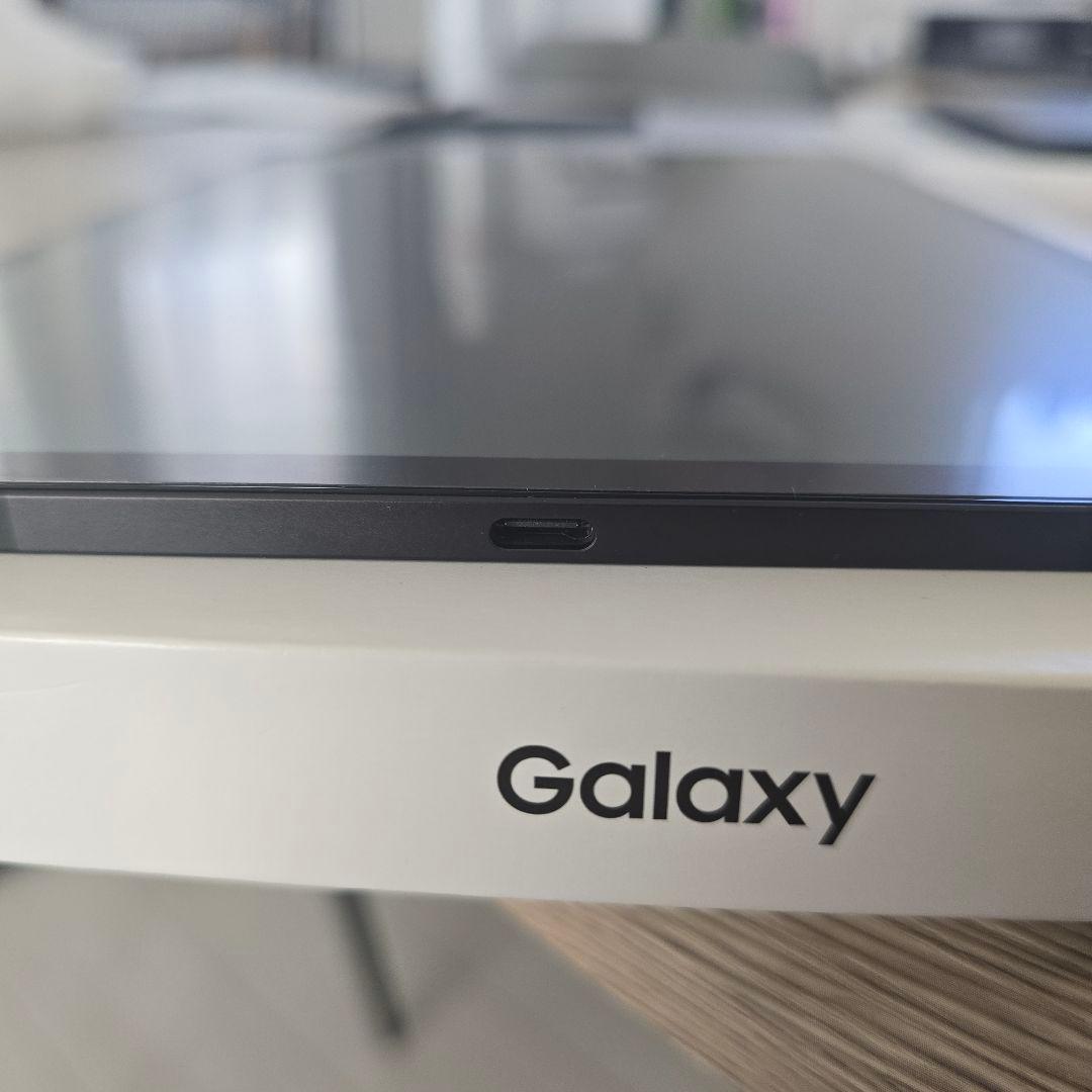 Galaxy Tab S8+ プラス plus 純正キーボードカバー他