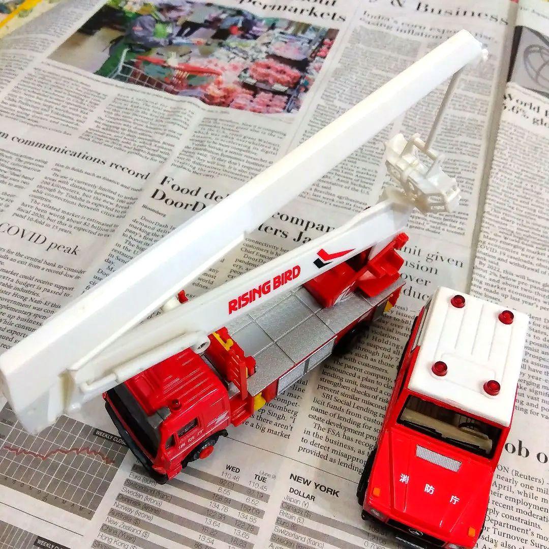 MERCEDES BENZ G-MODEL　ミニカー　2台セット　美品