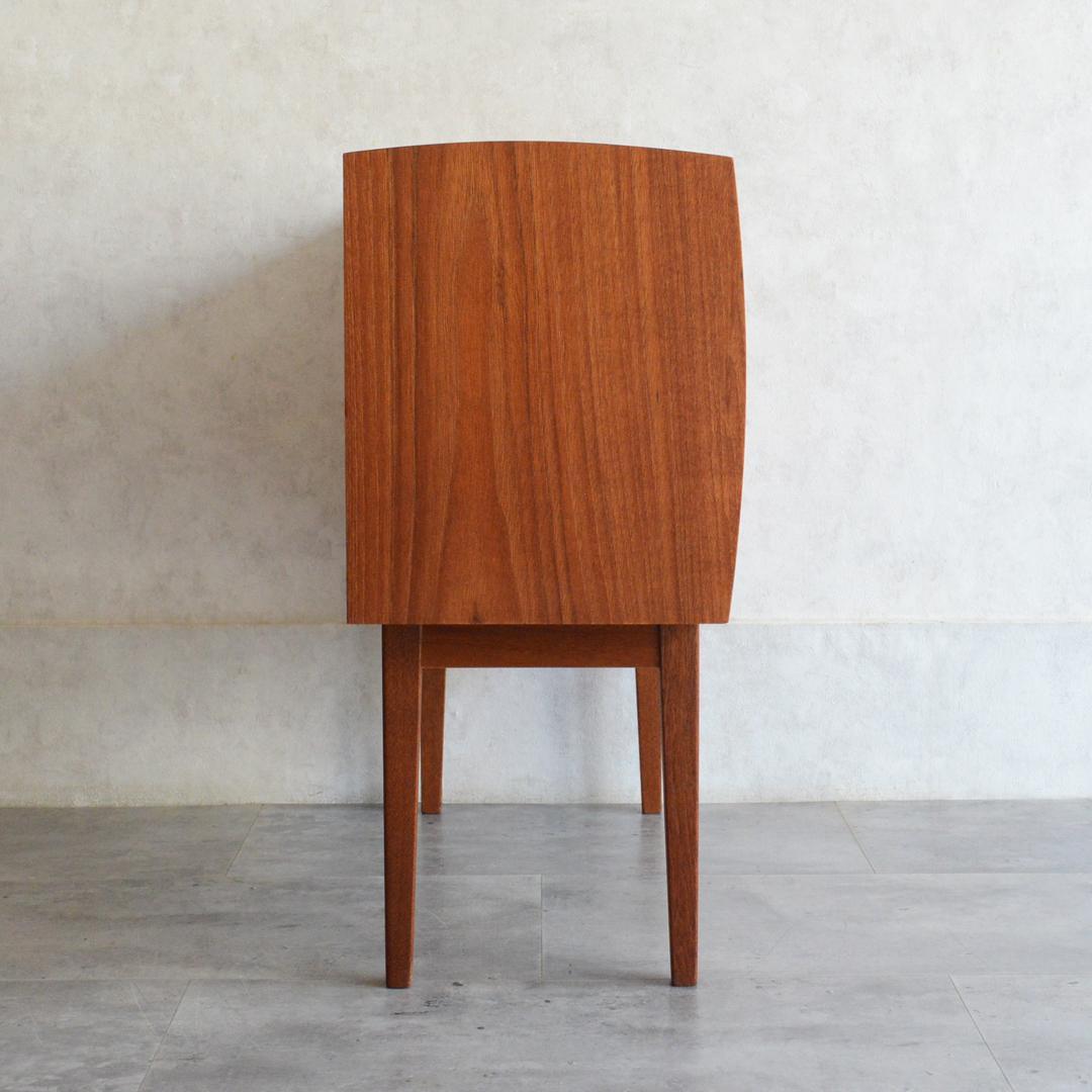 デンマーク 北欧ヴィンテージ チーク３段 スモールチェスト 北欧家具 オイル仕上