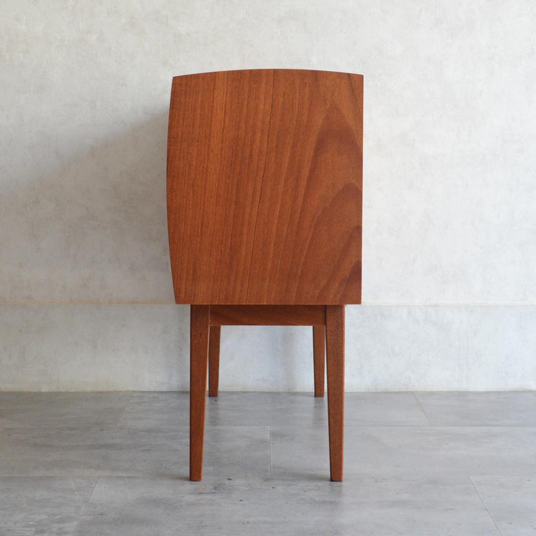 デンマーク 北欧ヴィンテージ チーク３段 スモールチェスト 北欧家具 オイル仕上