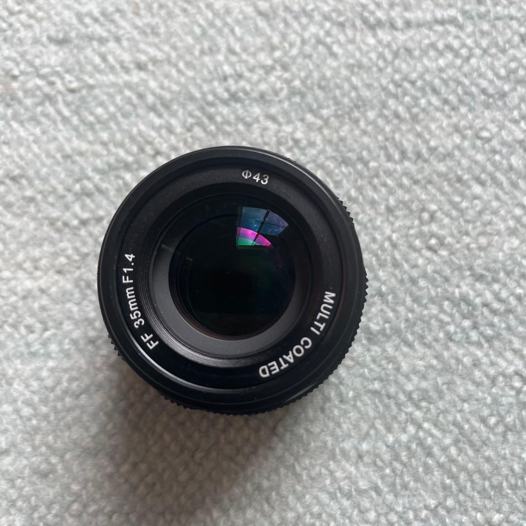 pergear 35mm f1.4 レンズ