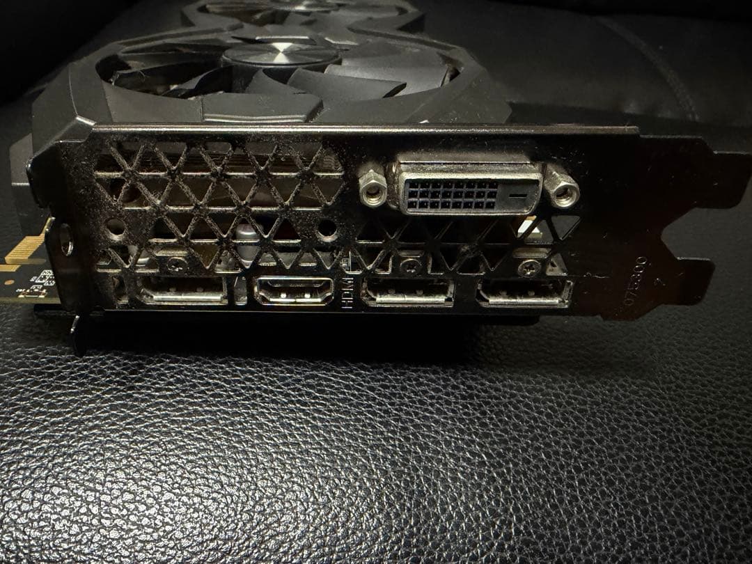 ZOTAC GeForce GTX 1070ti 8G グラフィックボード