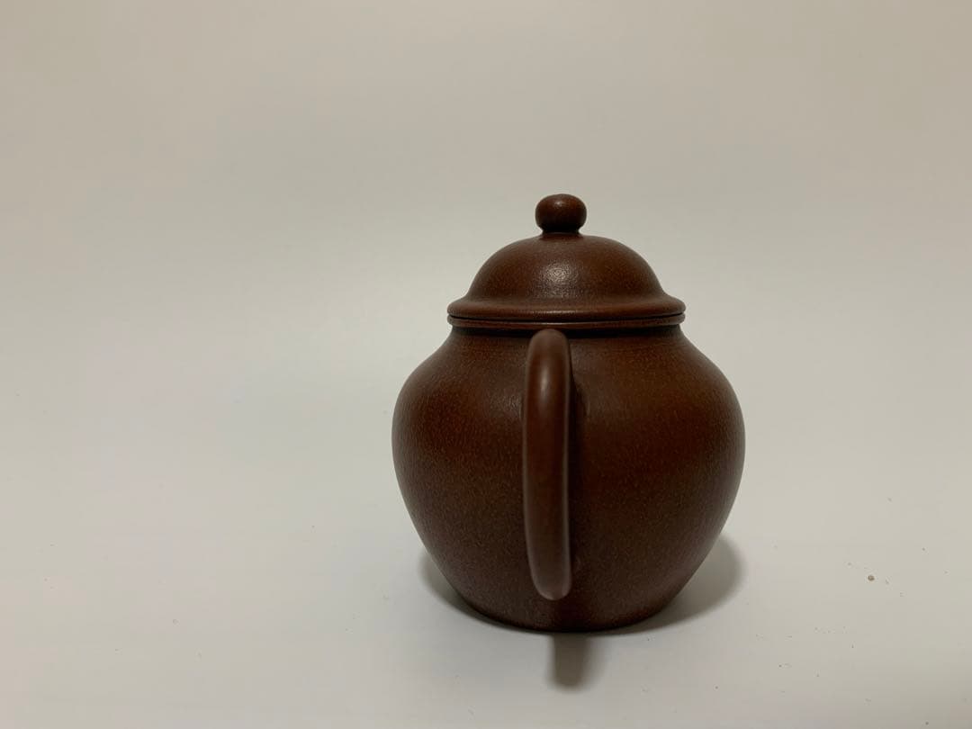 唐物 朱泥「 荊溪周榮祥製 」在銘 単孔 急須 古作 茶壺 紫砂壺 中国古玩