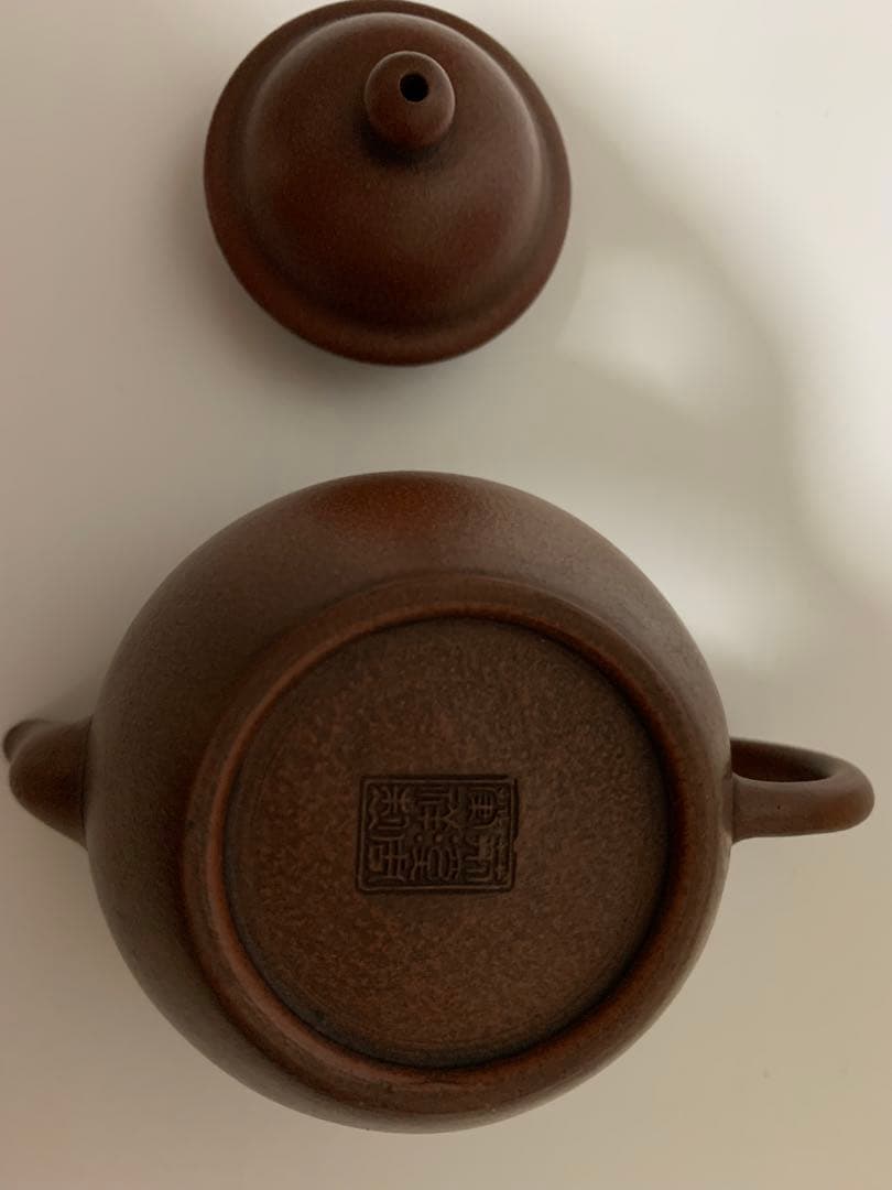 唐物 朱泥「 荊溪周榮祥製 」在銘 単孔 急須 古作 茶壺 紫砂壺 中国古玩