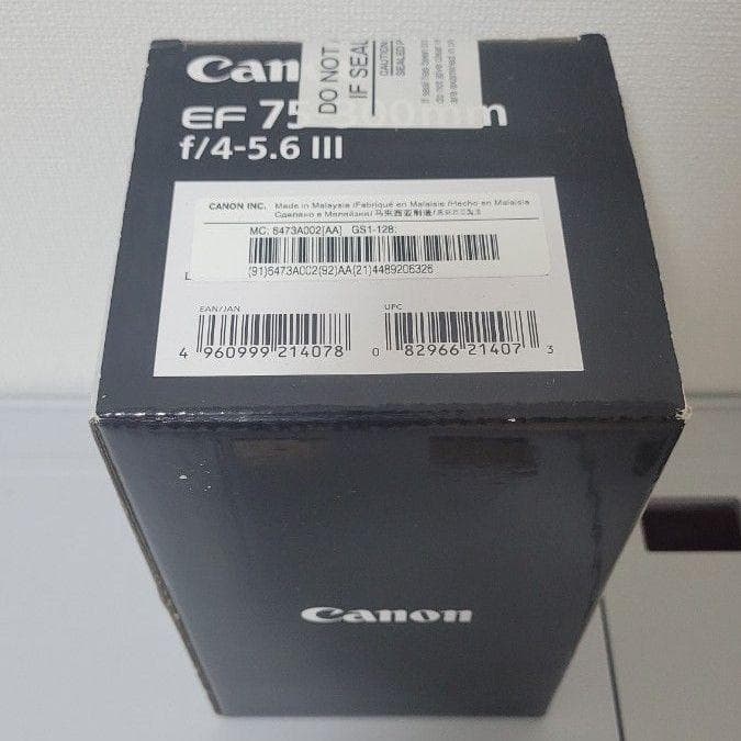新品 未開封 Canon EFレンズ EF75-300mm F4-5.6 III