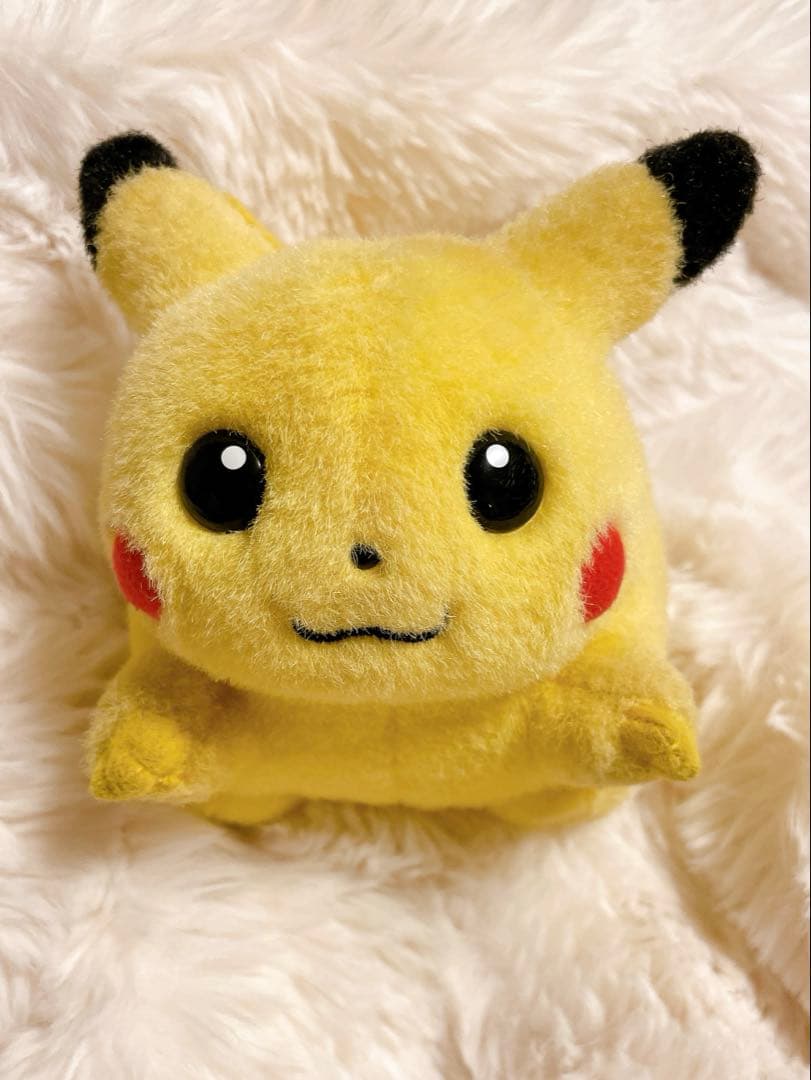 ピカチュウ TOMY 初期　ぬいぐるみ ポケモン