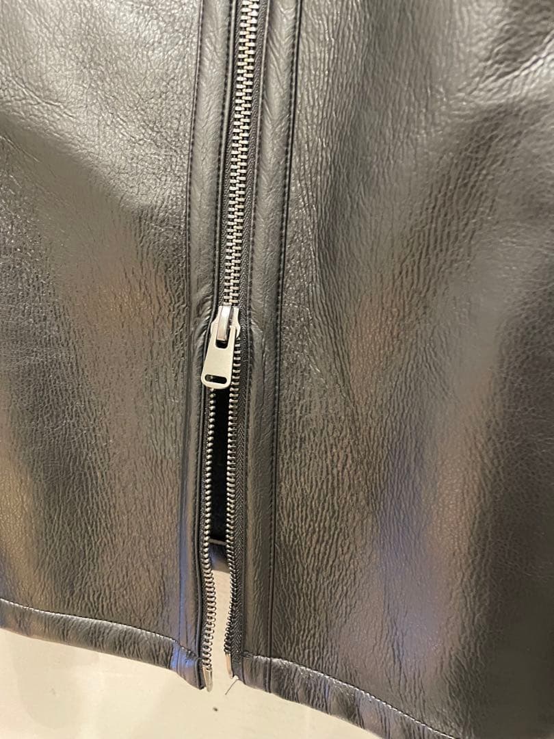 【未使用タグ付き】ZARA フェイクレザー ジャケット ウール裏地 L ブラック