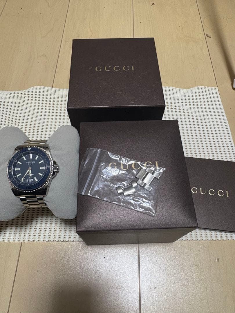 GUCCI グッチ ダイブ YA136203 ネイビー　稼動品