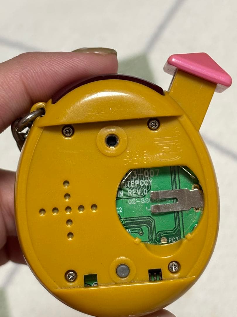 たまごっち　Tamagotchi connection V5 ふぁみりー　海外