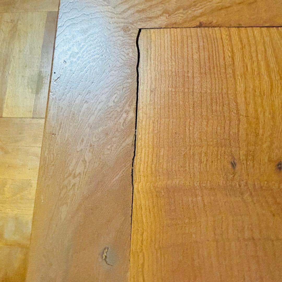 木製シンプル座卓 天板ひび割れあり