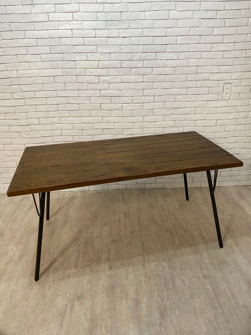 【Buddy　八王子まで配達無料】定価10万円　アクメ　ダイニング