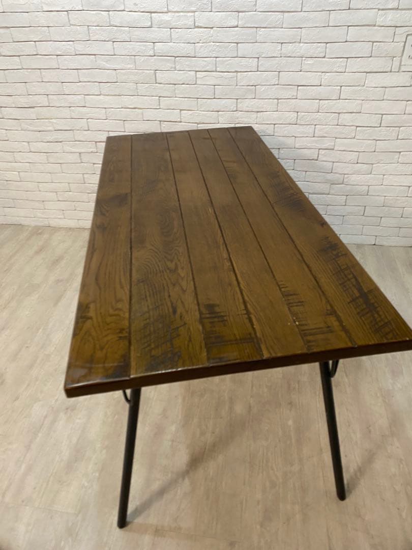 【Buddy　八王子まで配達無料】定価10万円　アクメ　ダイニング