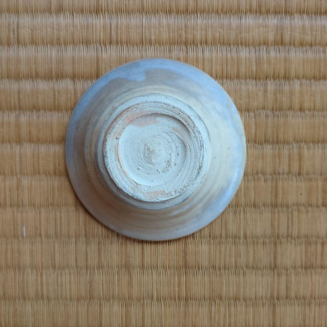 クリーム色の陶器皿 木箱付き　萩焼　酒器　骨董品