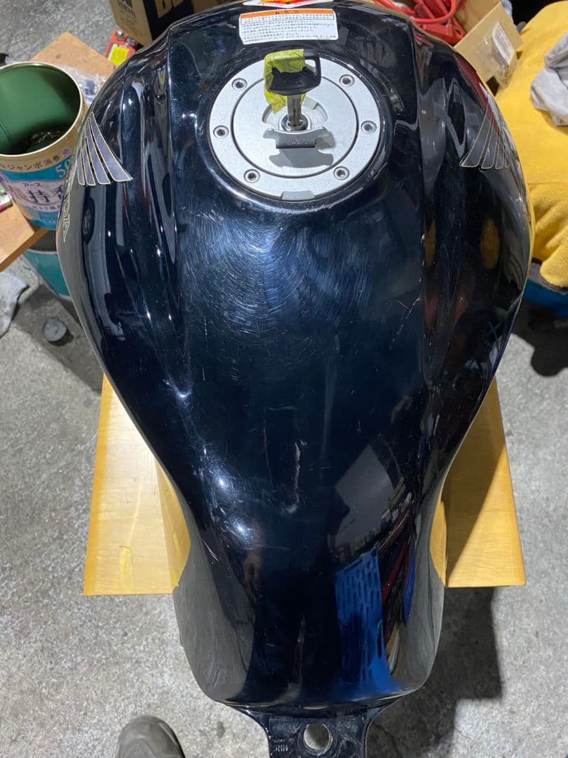 ぢぁいあん！！CB400 NC42 タンク　ヘコミ、エクボ有　鍵有