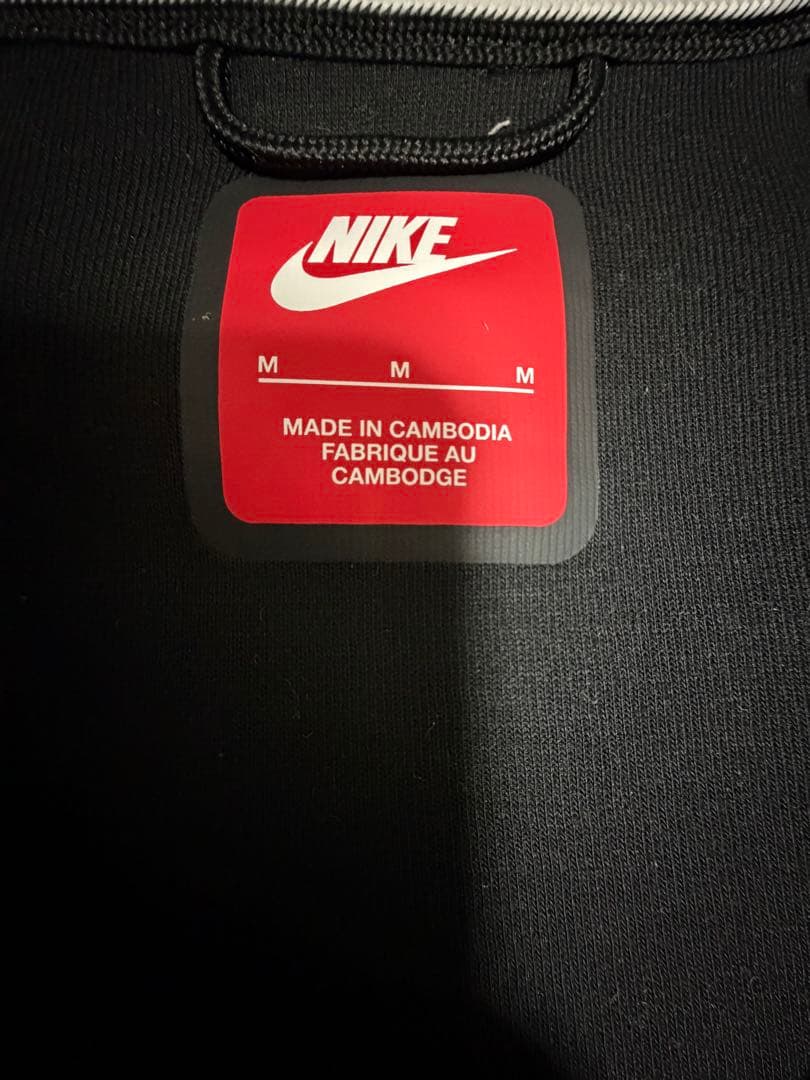 NIKE テックフリース　黒