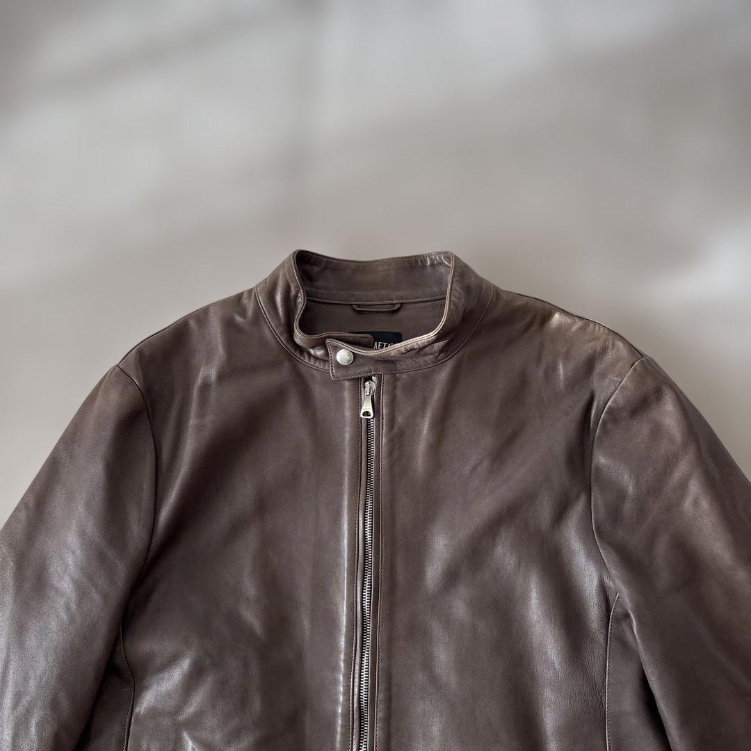 【50サイズ】美品　EMMETI シングルライダース 羊革　グレージュ　Wジップ