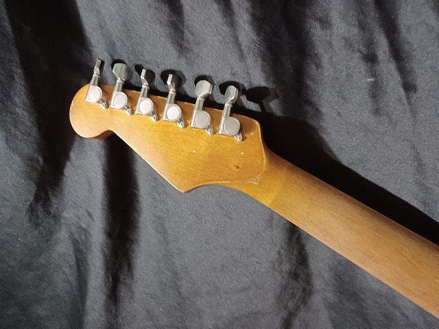 ギター FiestaRed Relic LaquerFinishStratocaster