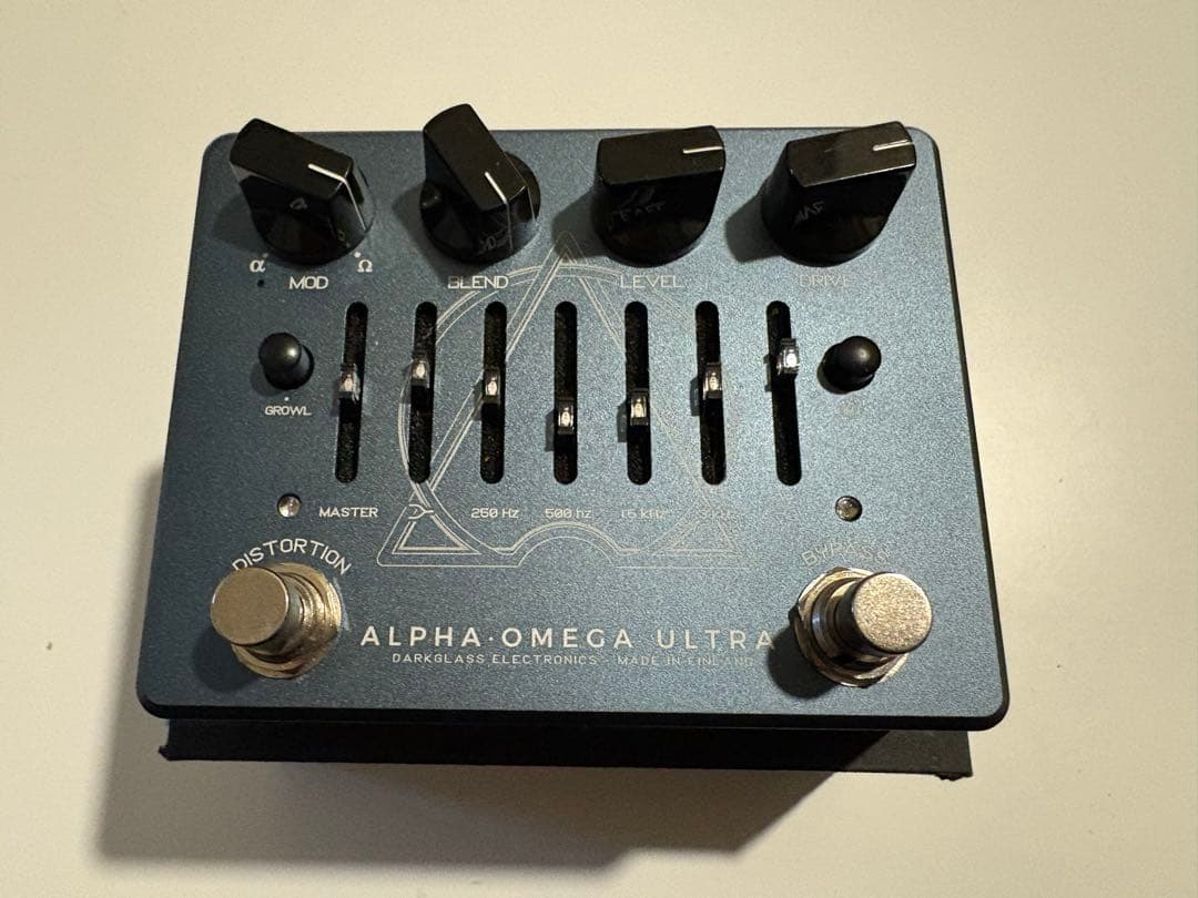 ベース DARKGLASS ALPHA OMEGA ULTRA V2