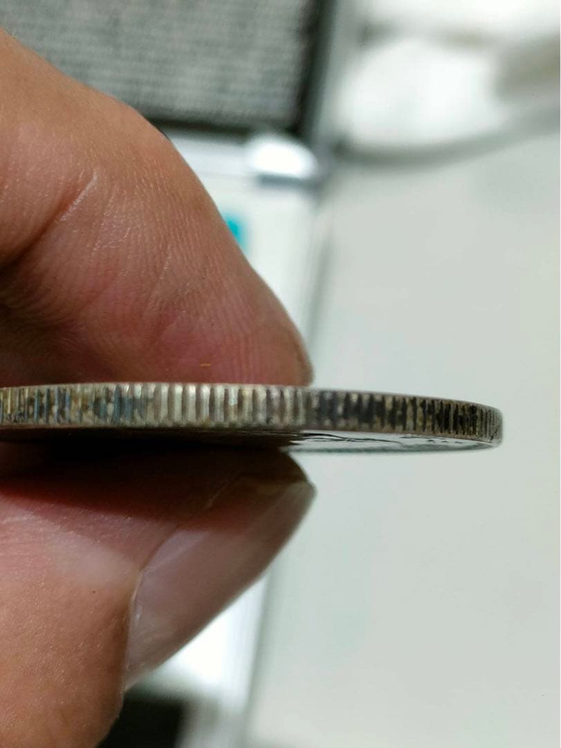 s*8様 3-1272 中国古銭 袁世凱 中華民国 銀貨 4枚