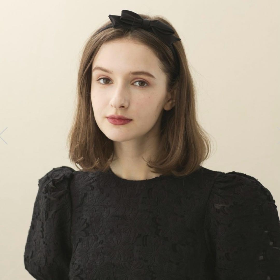 アレクサンドルドゥパリ カチューシャ リボン