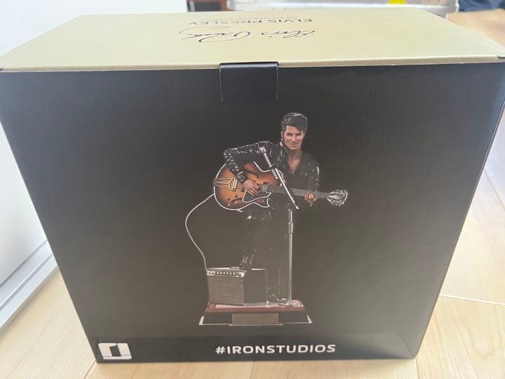 エルヴィスプレスリー　フィギュア　 '68 comeback