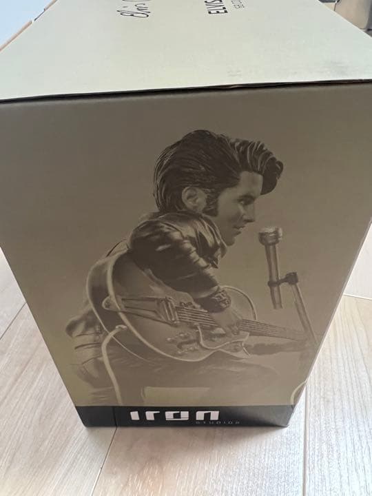 エルヴィスプレスリー　フィギュア　 '68 comeback