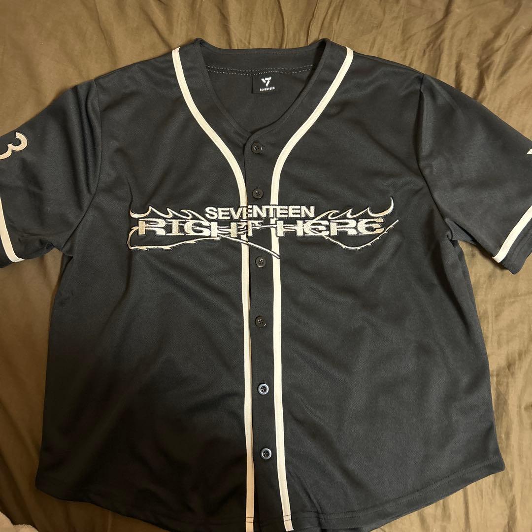 seventeen right here ユニフォーム　ディノ