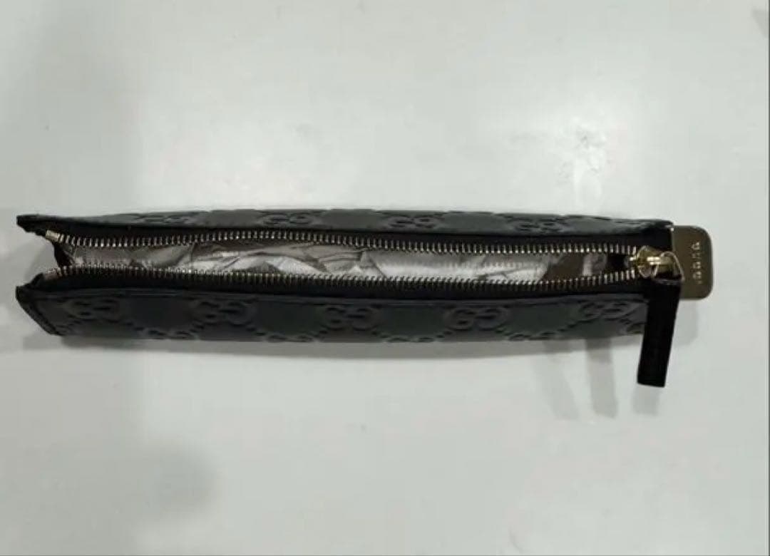 GUCCI ペンケース　レザー