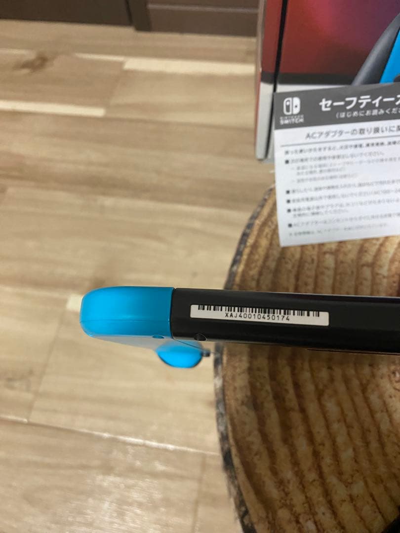 Nintendo Switch ニンテンドースイッチ本体　ネオン 10