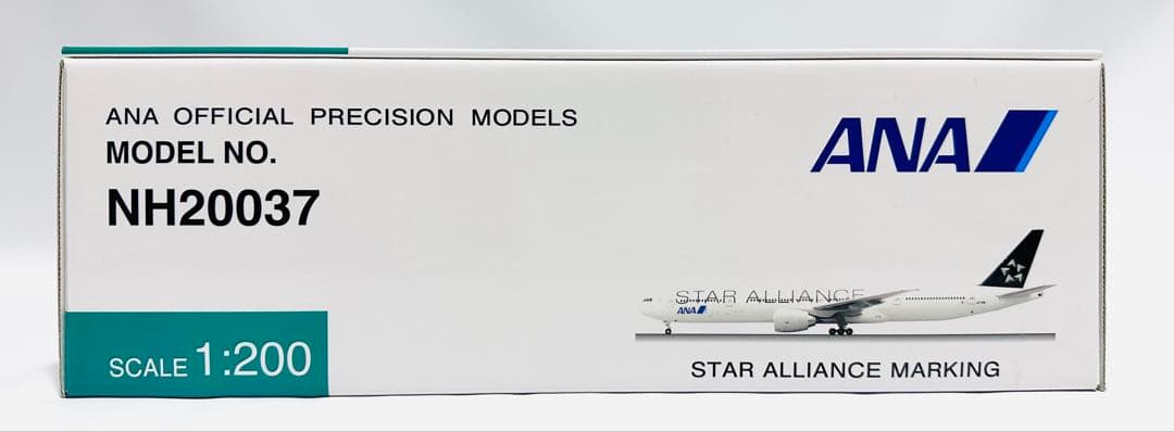 全日空商事 1/200 B777-300ER スターアライアンス NH20037