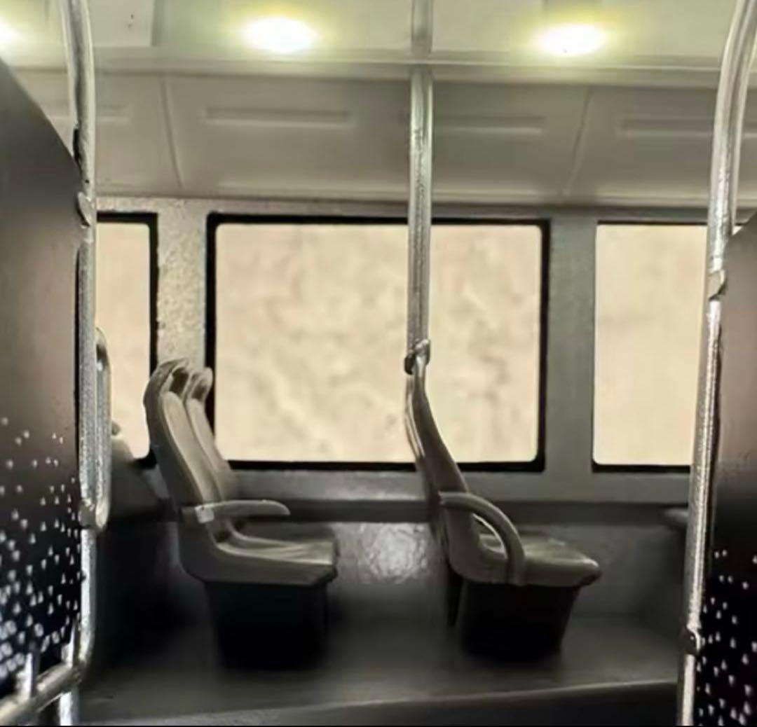 YUTONGバスモデルU12海外版ダイヤモンドモデル1:42バス純電気バスモデル