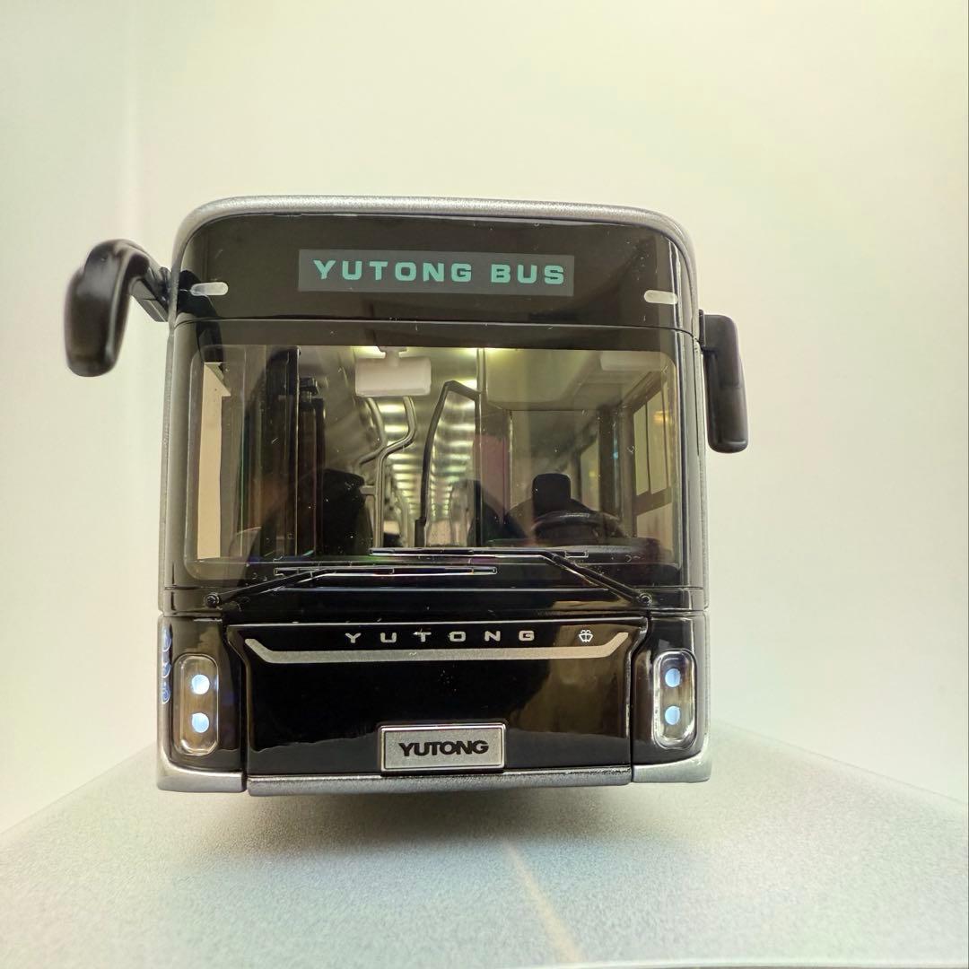 YUTONGバスモデルU12海外版ダイヤモンドモデル1:42バス純電気バスモデル