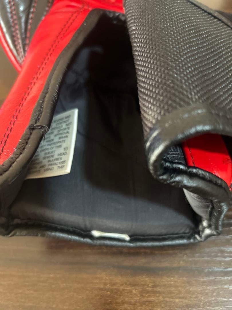 CLETO REYES ボクシンググローブ 黒/赤　10オンス