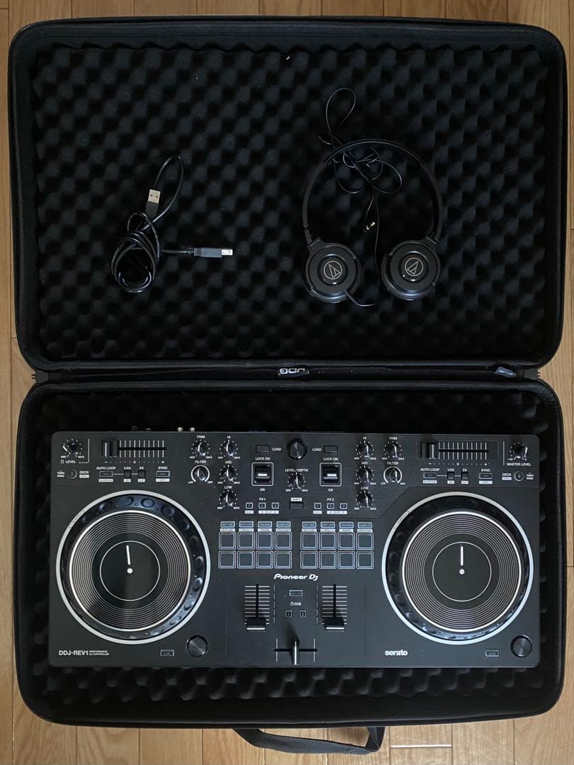 Pioneer DJ DDJ-REV1コントローラー、UDGハードケース付