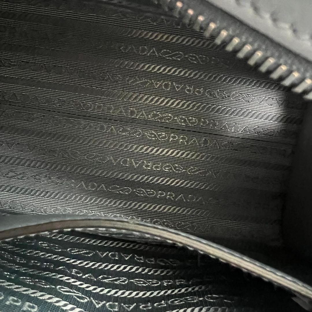 (ゆこ)PRADA ライトブルー ハンドバッグ ショルダーストラップ付き