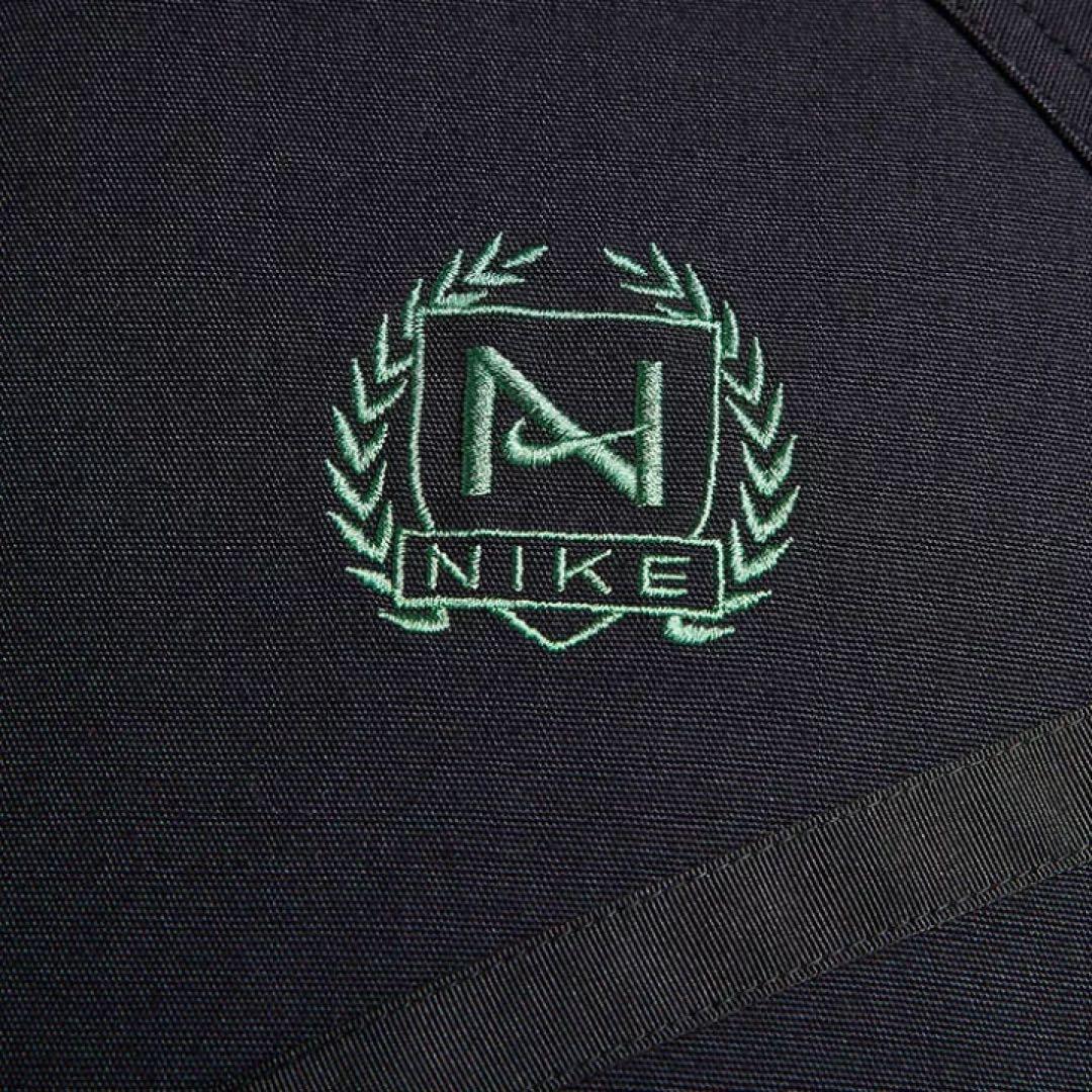 Nike キャンバス　NCPS FZ4727-010 廃盤、希少モデル