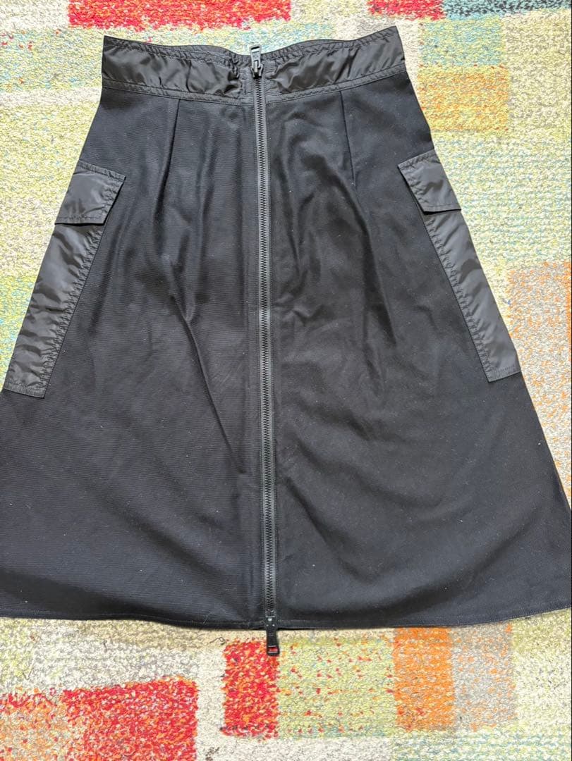 モンクレール スカート