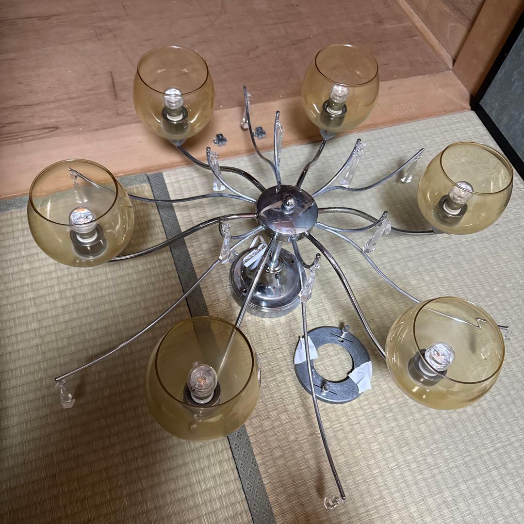 IDC大塚家具のシャンデリア　ブラウンスモークガラスのシャンデリア